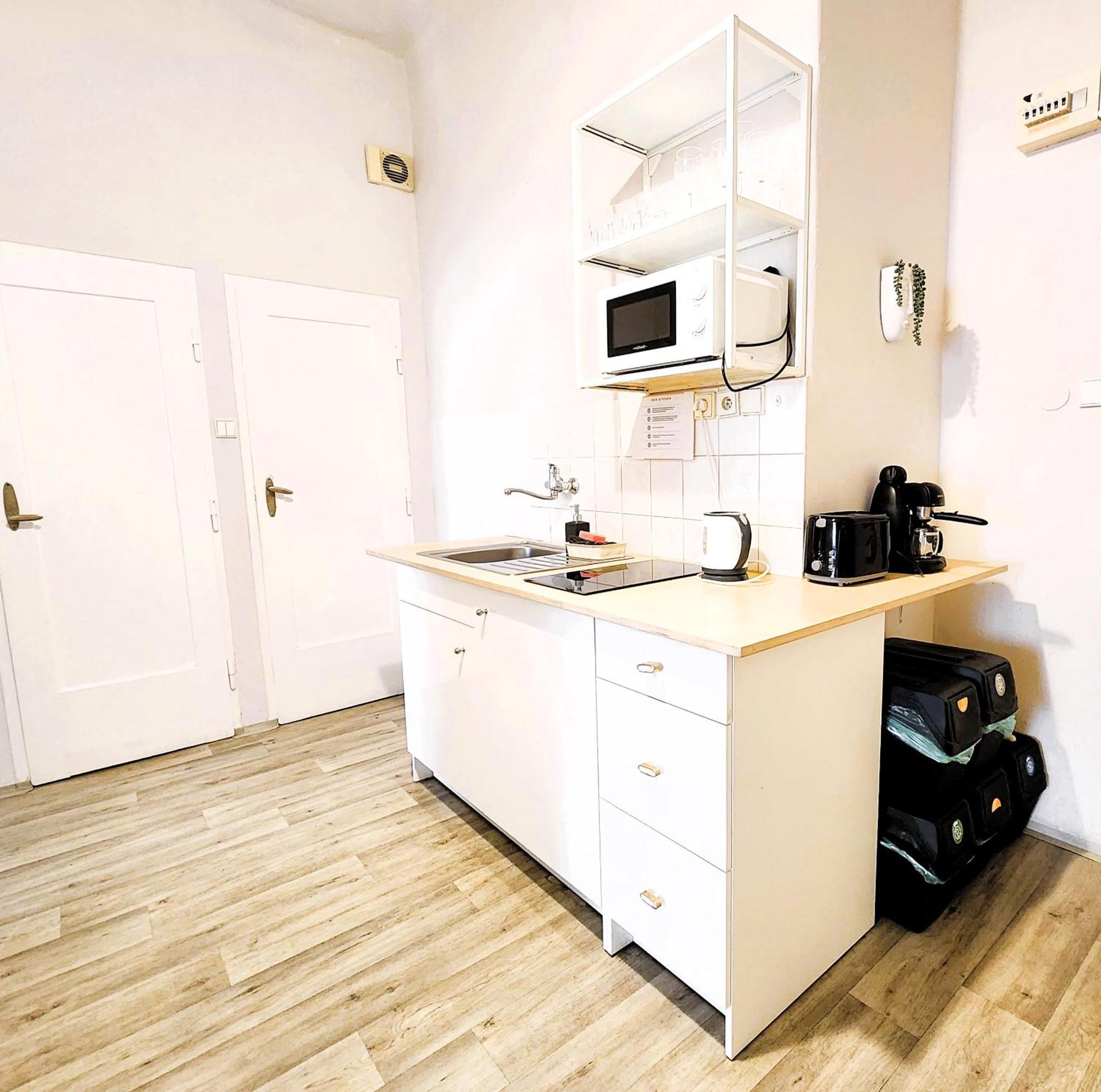 Apartment Flat In Zizkov -303- Prag